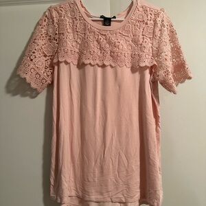 Gorgeous size large women’s top never worn